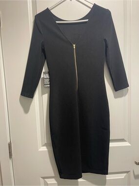 Express Black Long-Sleeve V-Neck Zip-Front Bodycon Dress